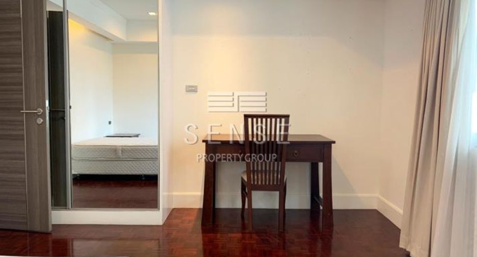 Condo en alquiler de 4 habitaciones en Watthana, Bangkok