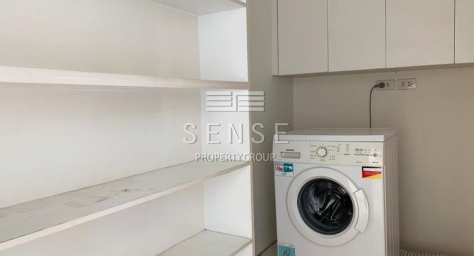 Condo en alquiler de 4 habitaciones en Watthana, Bangkok