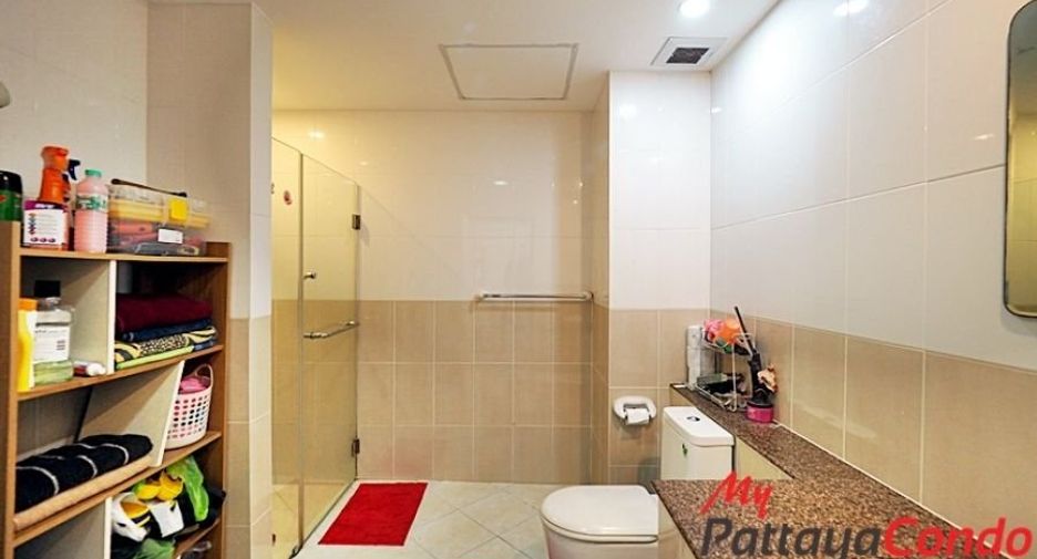 For sale studio condo in Bang Lamung, Chonburi