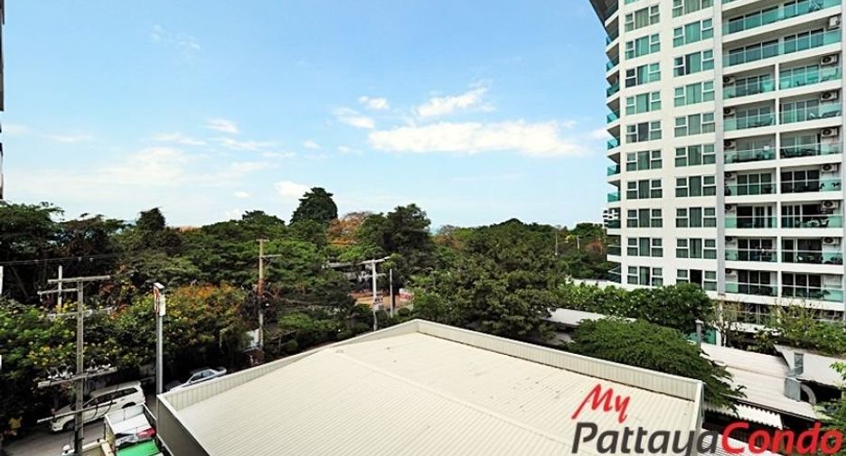 For sale studio condo in Bang Lamung, Chonburi