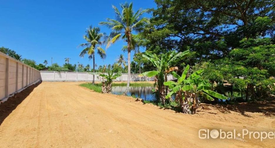 À vendre terrain à Bang Lamung, Chonburi