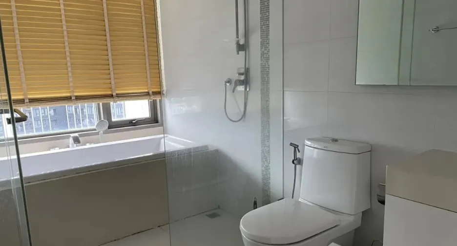 For rent 2 bed condo in Sathon, Bangkok