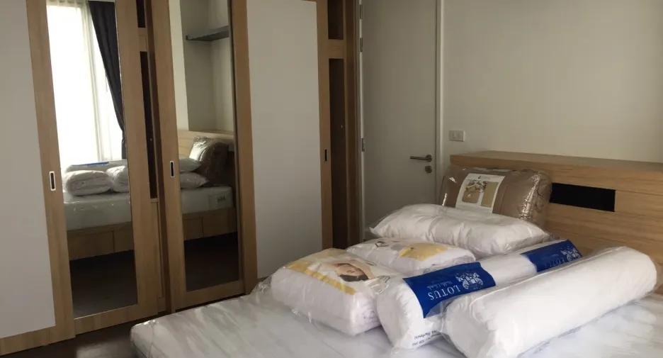For rent 2 bed condo in Sathon, Bangkok