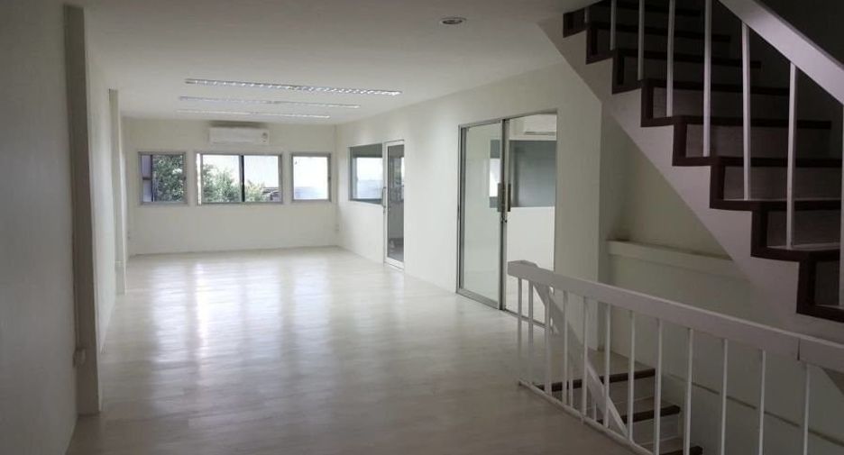 À vendre entrepôt à Bueng Kum, Bangkok