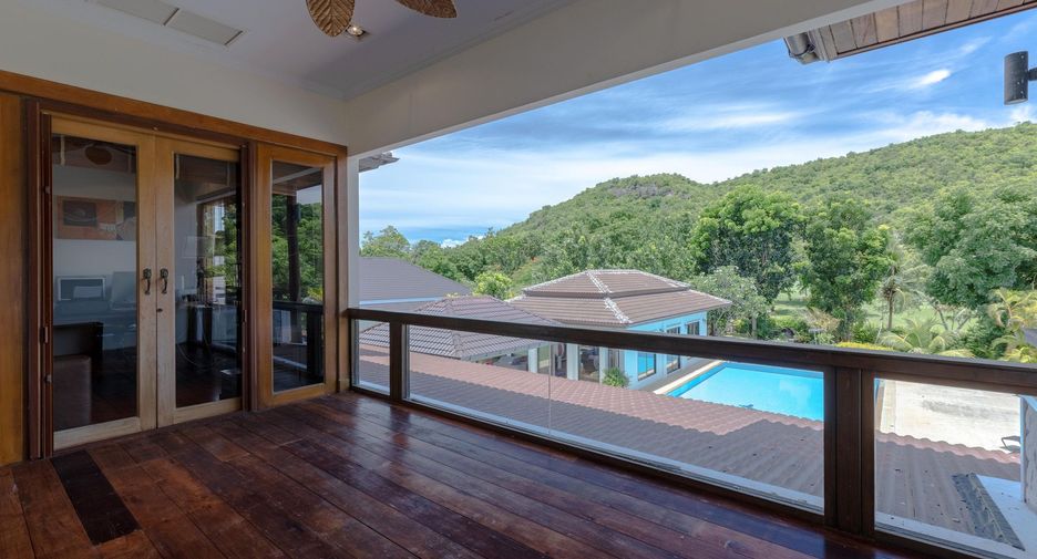 For sale 9 Beds villa in Cha Am, Phetchaburi