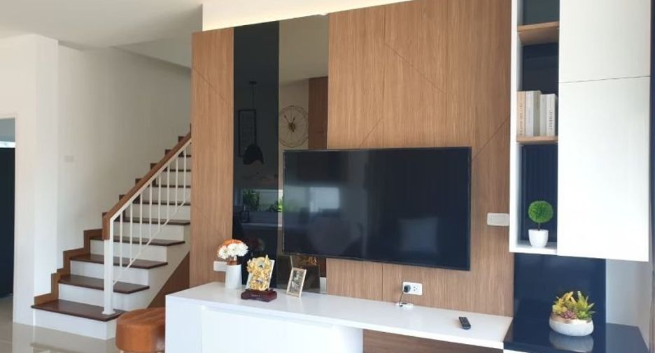 À vendre 3 chambres maison à Mueang Ubon Ratchathani, Ubon Ratchathani