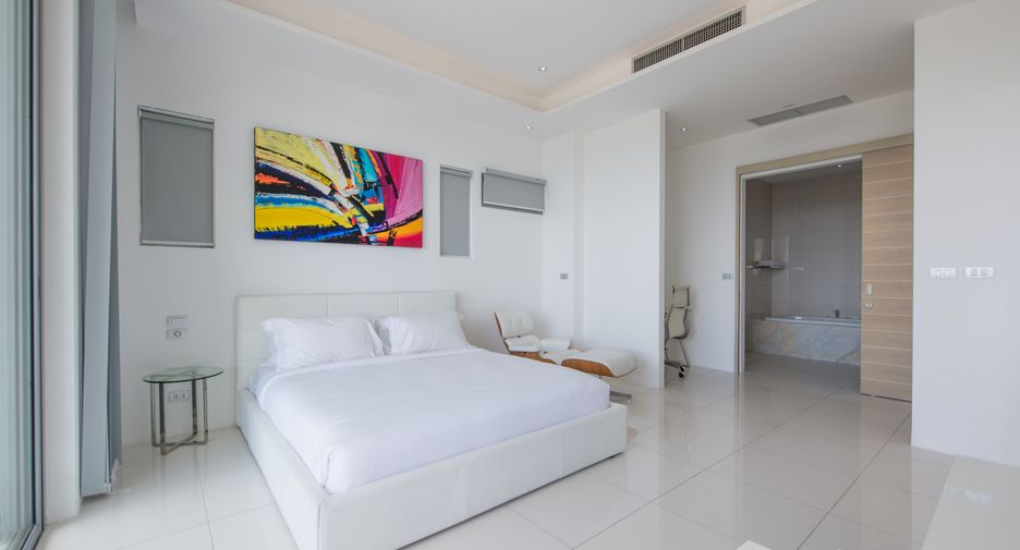 For rent 3 bed condo in Mueang Phuket, Phuket