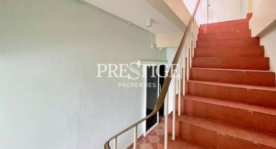 For sale 2 bedrooms retail Space in Bang Lamung, Chonburi