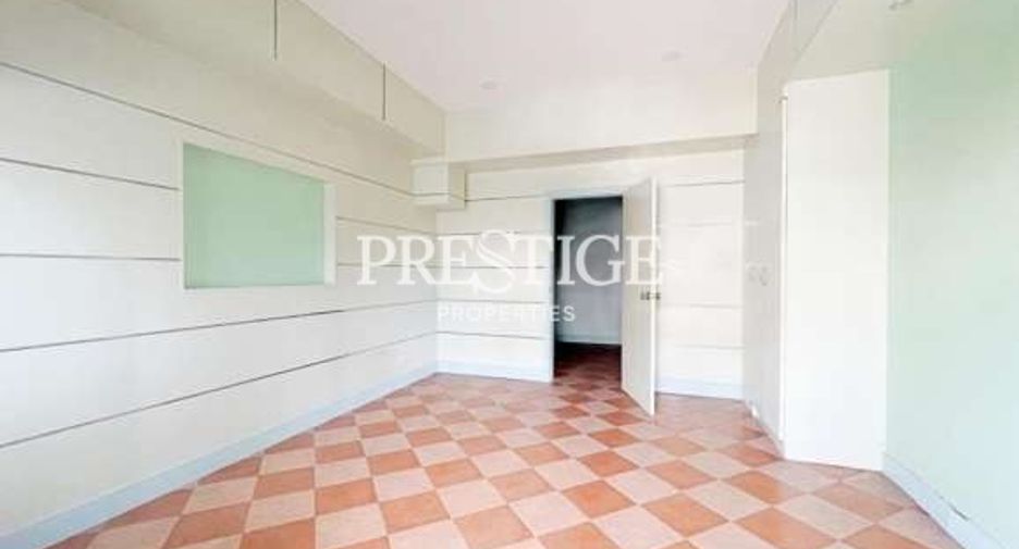 For sale 2 bedrooms retail Space in Bang Lamung, Chonburi