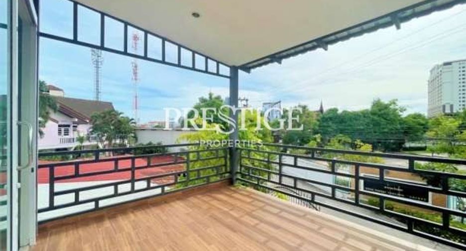 For sale 2 bedrooms retail Space in Bang Lamung, Chonburi