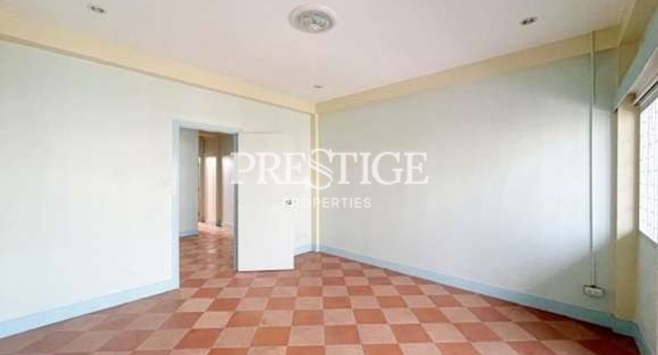 For sale 2 bedrooms retail Space in Bang Lamung, Chonburi