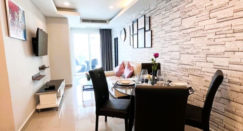 For sale 1 bed condo in Bang Lamung, Chonburi