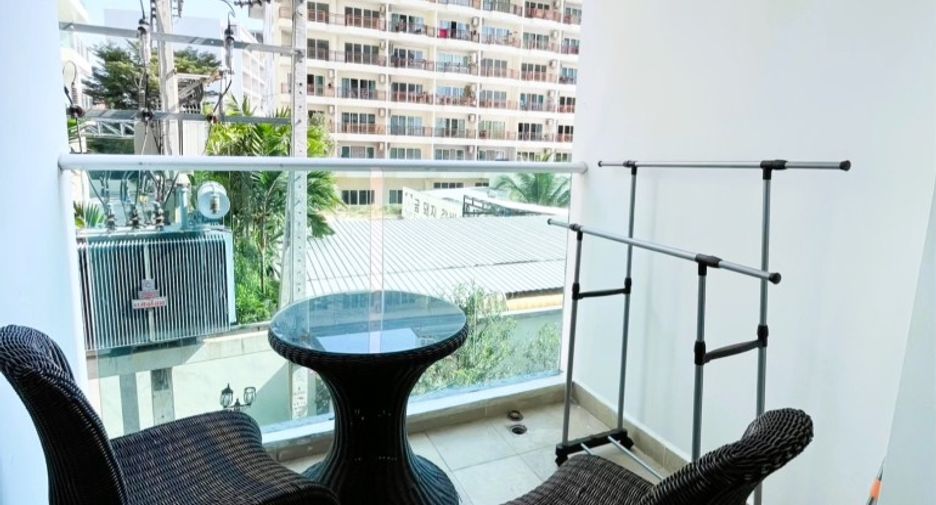 For sale 1 bed condo in Bang Lamung, Chonburi