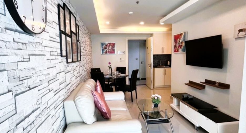 For sale 1 bed condo in Bang Lamung, Chonburi