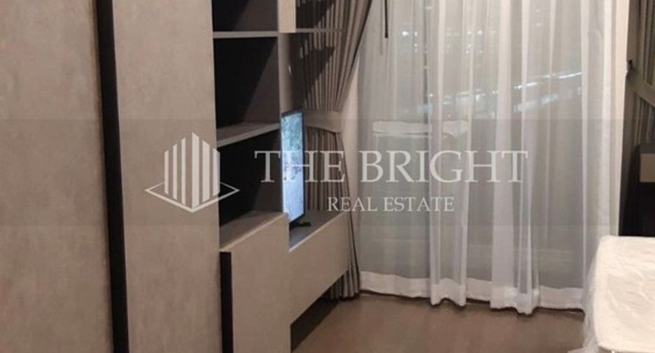 For rent studio condo in Phaya Thai, Bangkok
