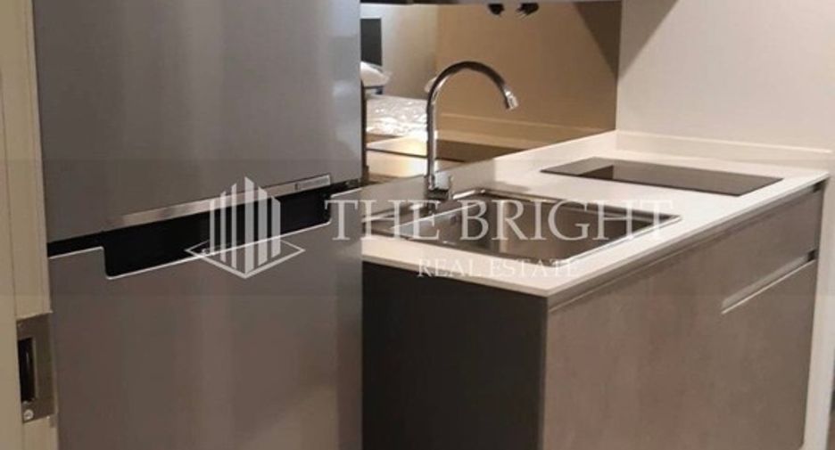 For rent studio condo in Phaya Thai, Bangkok