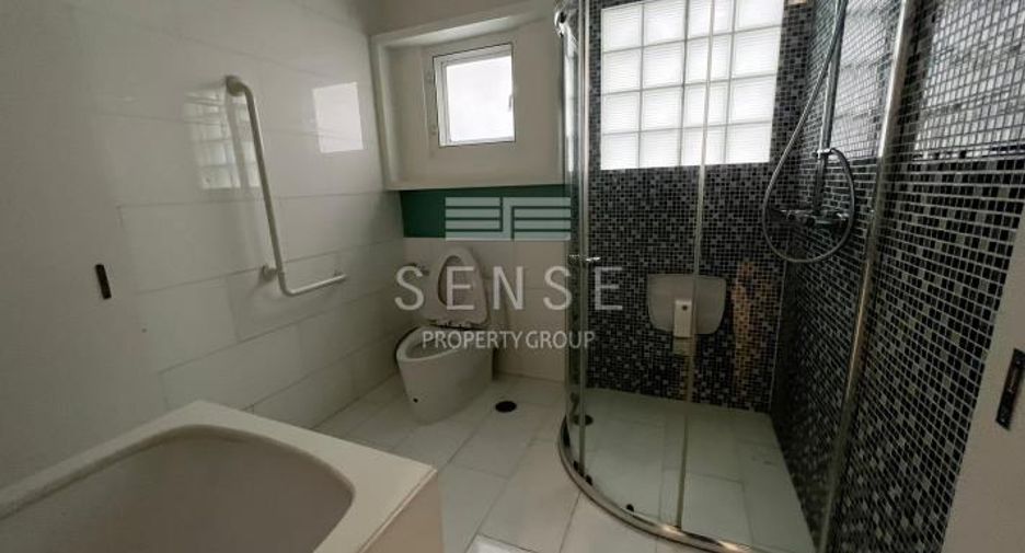 Condo en alquiler de 3 habitaciones en Pathum Wan, Bangkok