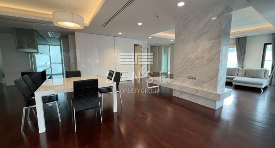 Condo en alquiler de 3 habitaciones en Pathum Wan, Bangkok