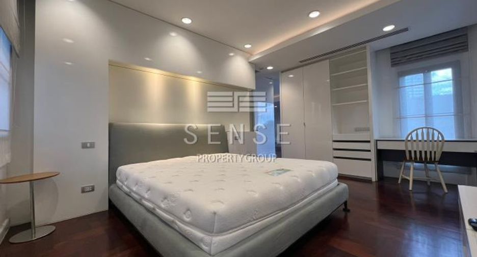 Condo en alquiler de 3 habitaciones en Pathum Wan, Bangkok