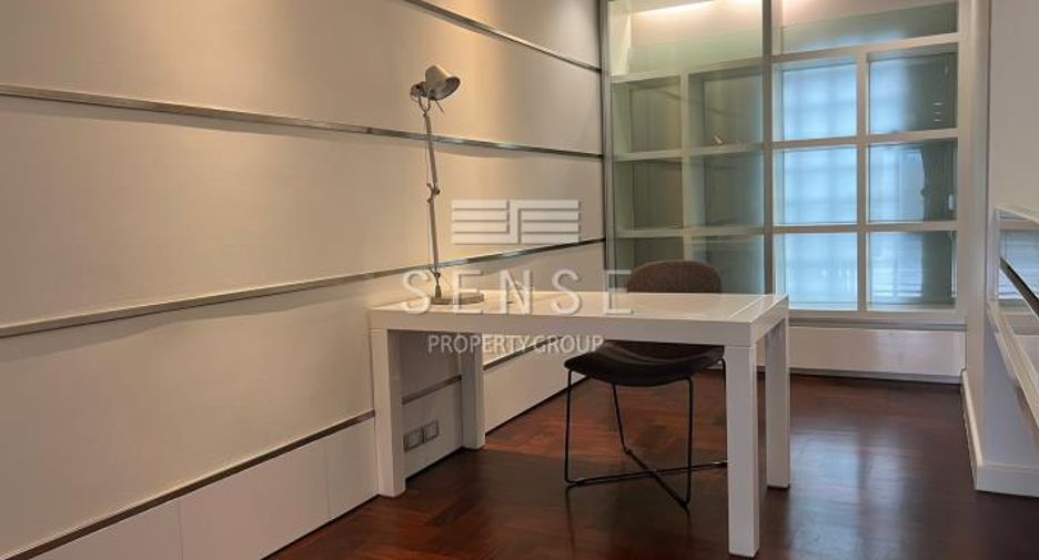 Condo en alquiler de 3 habitaciones en Pathum Wan, Bangkok