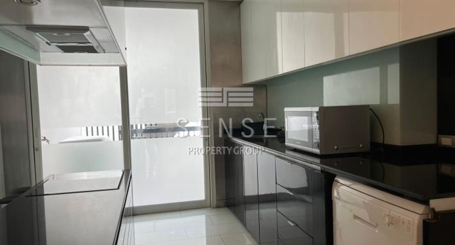 Condo en alquiler de 3 habitaciones en Pathum Wan, Bangkok