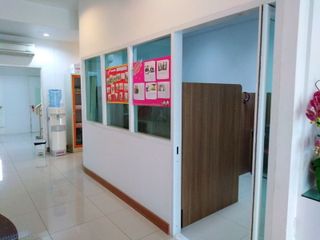 For sale office in Bang Kapi, Bangkok