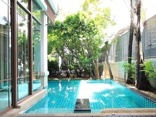 Casa en alquiler de 4 habitaciones en Sathon, Bangkok