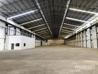Аренда склад в Mueang Samut Prakan, Самутпракан