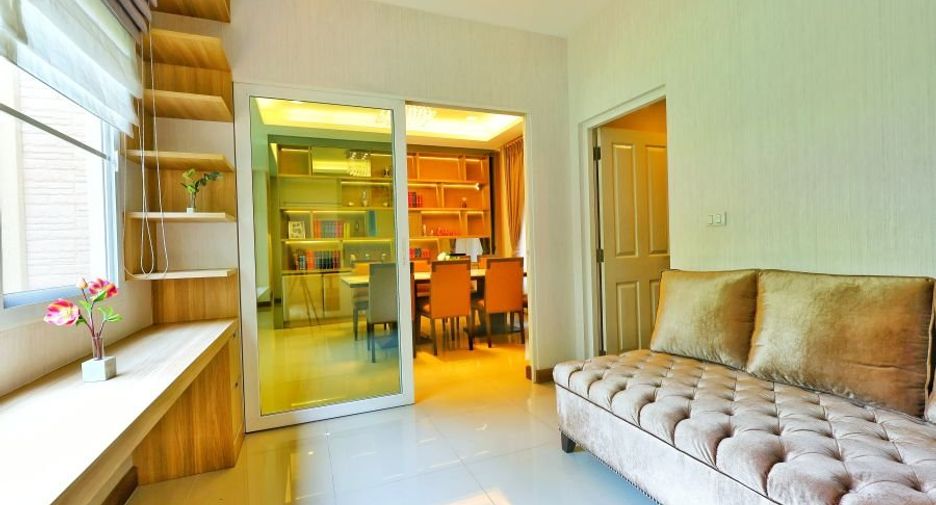 For sale 4 bedrooms house in Bang Khae, Bangkok