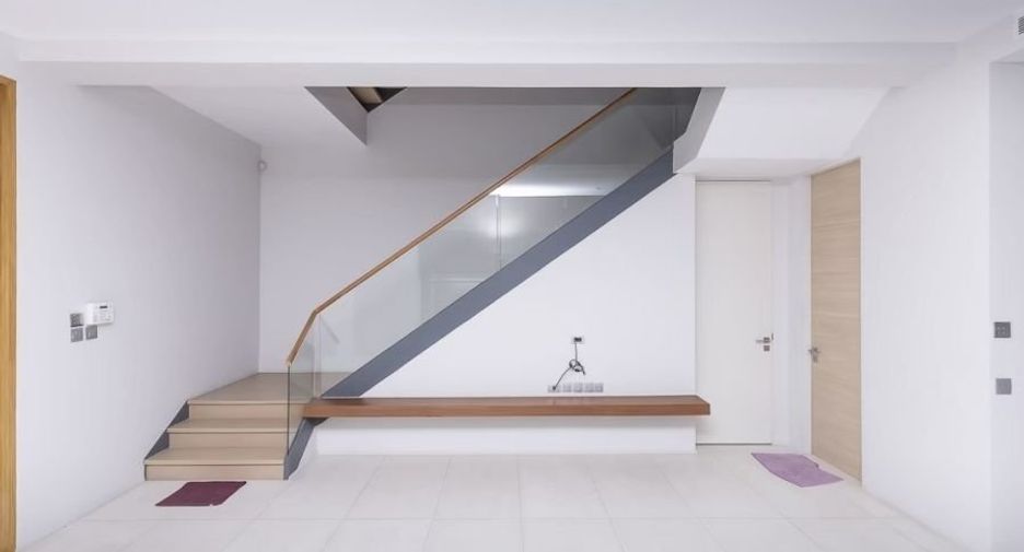 Haus zum Kauf mit 4 Zimmer in Wang Thonglang, Bangkok