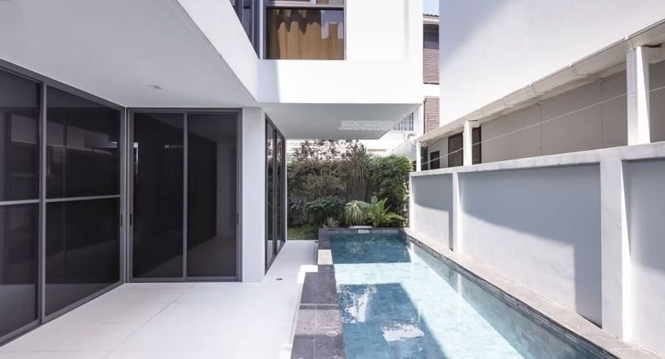Haus zum Kauf mit 4 Zimmer in Wang Thonglang, Bangkok