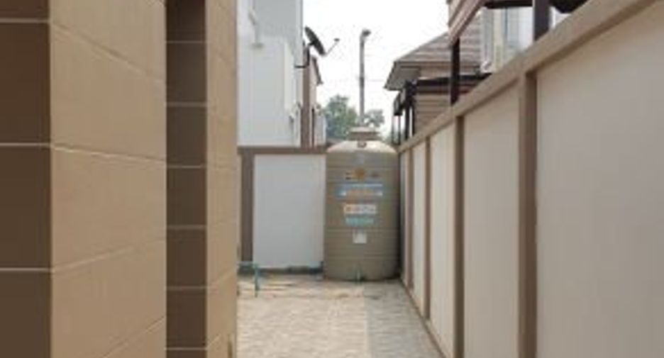 For rent and for sale 3 bedrooms house in Bang Lamung, Chonburi