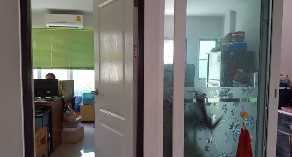 出租 和 出售 4 卧室 独立屋 在 Mueang Chon Buri, Chon Buri