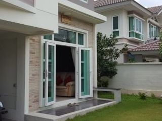 For rent and for sale 4 bed house in Mueang Chon Buri, Chonburi