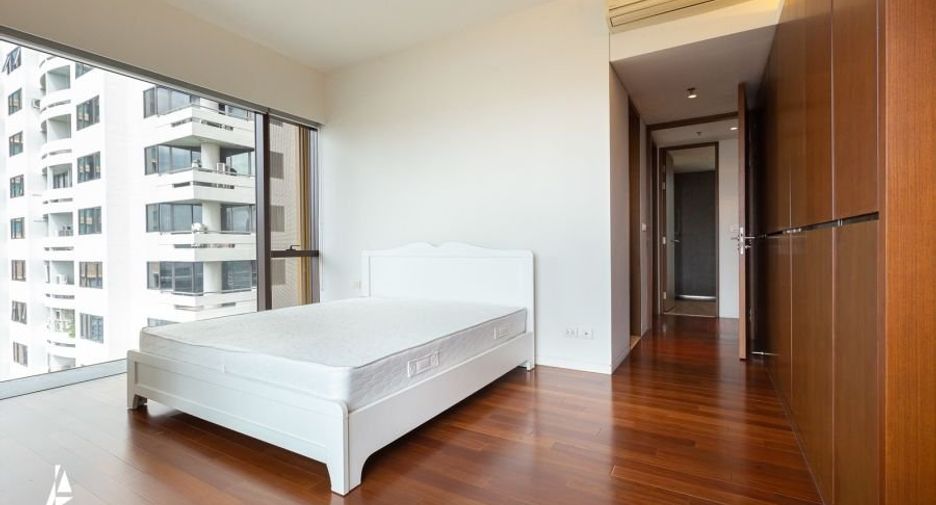 Wohnung zur Miete mit 2 Zimmer in Pathum Wan, Bangkok