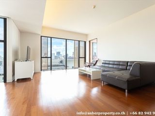 For rent 2 bedrooms condo in Pathum Wan, Bangkok