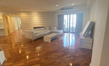 For rent 3 bed apartment in Khlong Toei, Bangkok