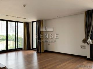For rent 4 bed condo in Watthana, Bangkok