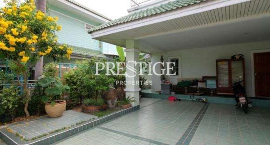 For sale 4 bedrooms house in Bang Lamung, Chonburi