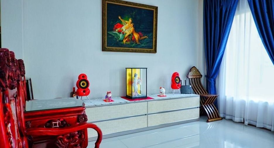Casa en venta de 3 habitaciones en Bang Khae, Bangkok