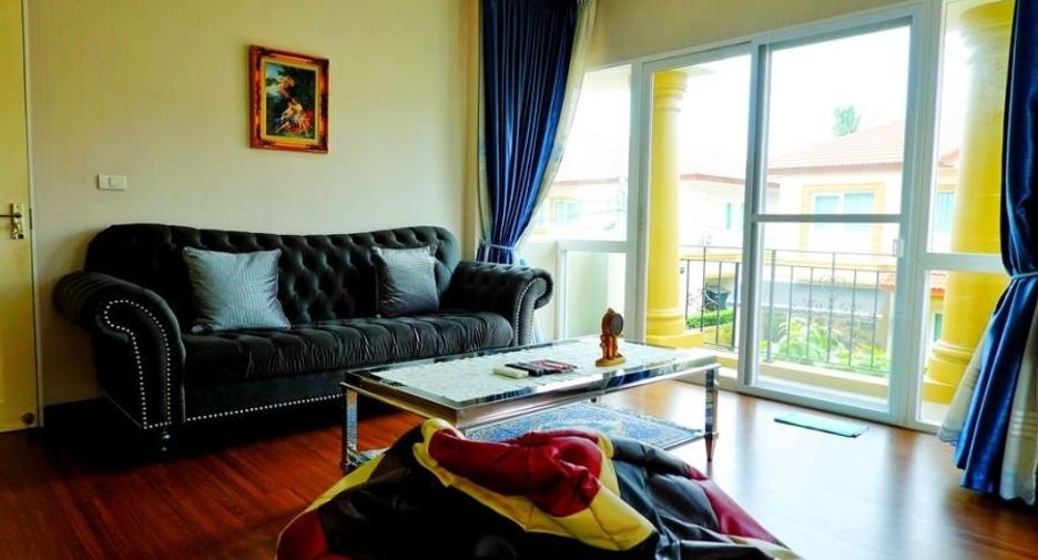 Casa en venta de 3 habitaciones en Bang Khae, Bangkok