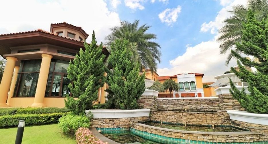 Casa en venta de 3 habitaciones en Bang Khae, Bangkok
