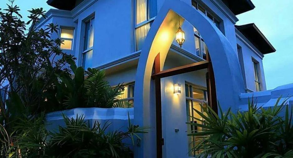 For sale 4 bed villa in Central Pattaya, Pattaya