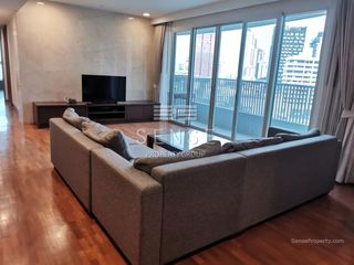 For rent 3 bedrooms condo in Watthana, Bangkok
