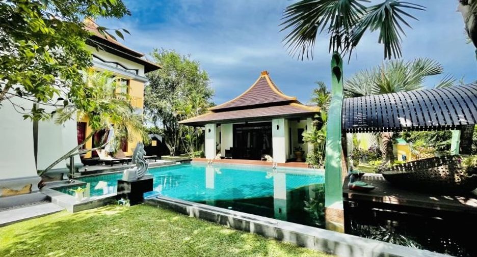 For rent 4 Beds villa in East Pattaya, Pattaya