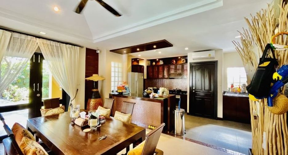 For rent 4 bed villa in East Pattaya, Pattaya