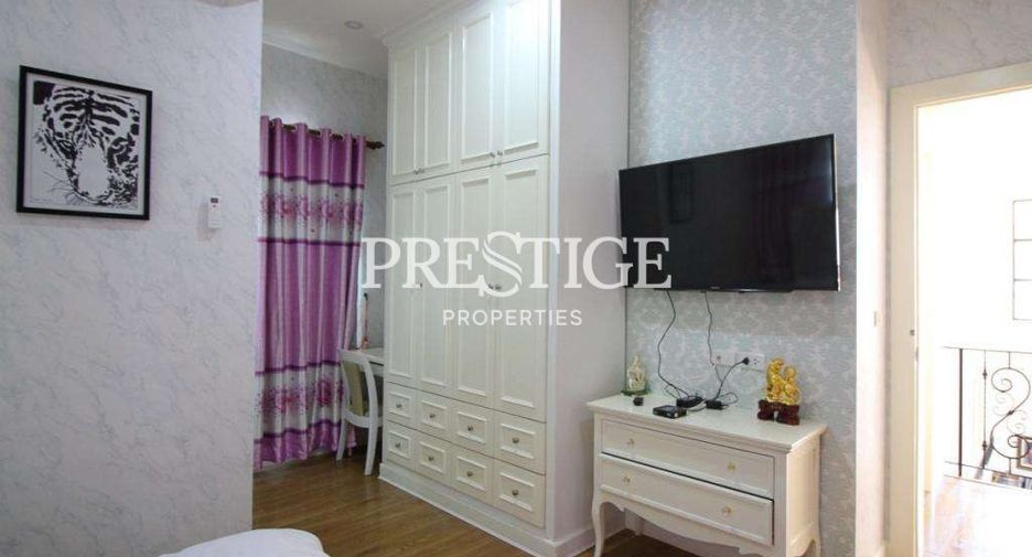 For sale 3 ベッドルーム house in Sattahip, Chonburi