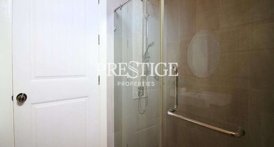 For sale 3 ベッドルーム house in Sattahip, Chonburi