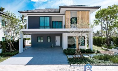 For sale 4 bedrooms house in Bang Lamung, Chonburi