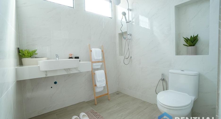 For sale 4 bedrooms house in Bang Lamung, Chonburi